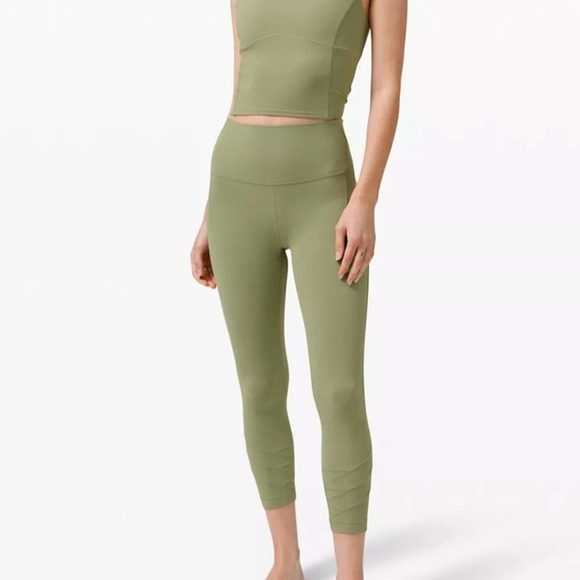 Lululemon Nulu Fold Yoga High Rise Crop Leggings 23” Rosemary Green - Picture 4 of 8